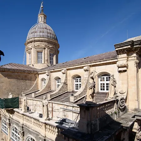 Saraca Palace By Duhomes *