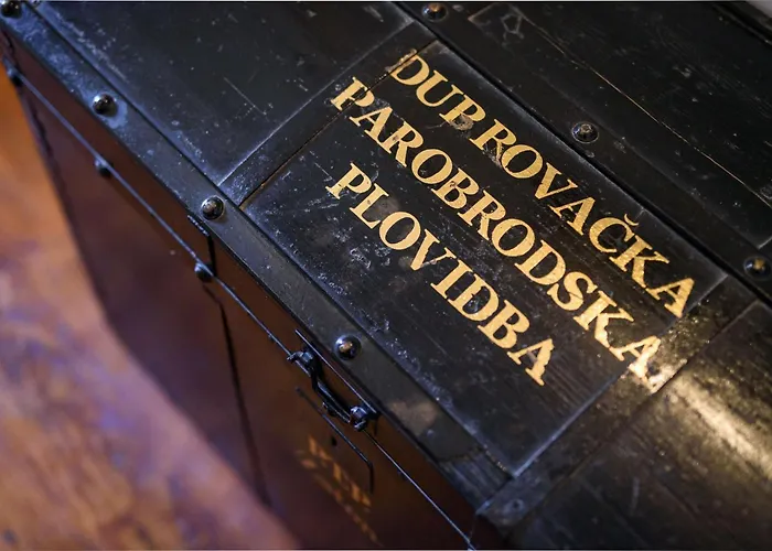 Saraca Palace By Duhomes アパート ドゥブロブニク